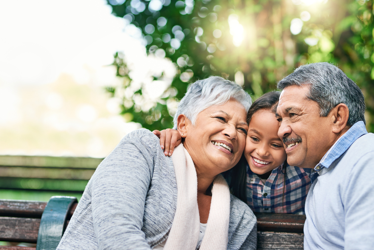 Abuelos que crían a sus nietos