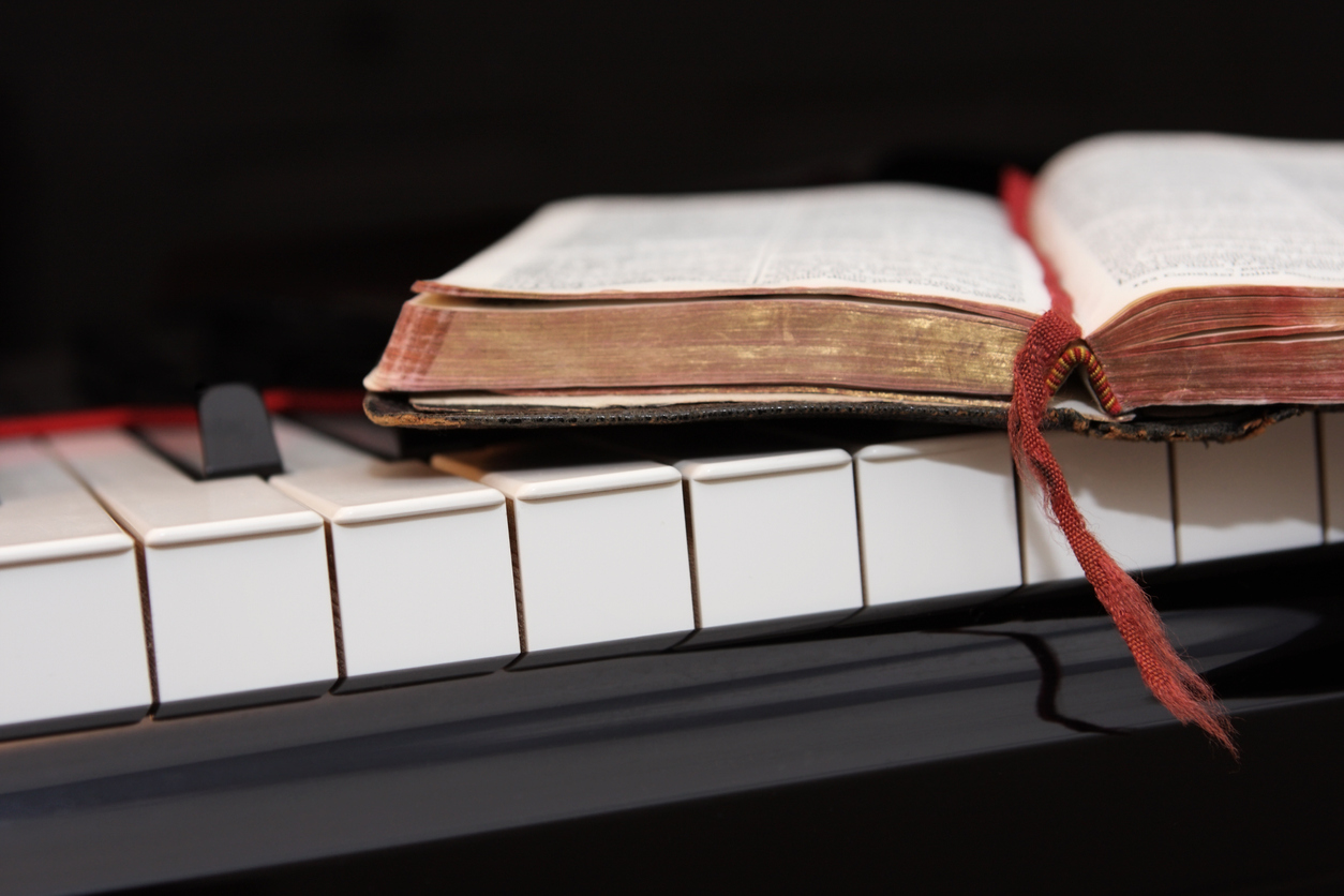 ¿Qué dice la Biblia acerca de la música?