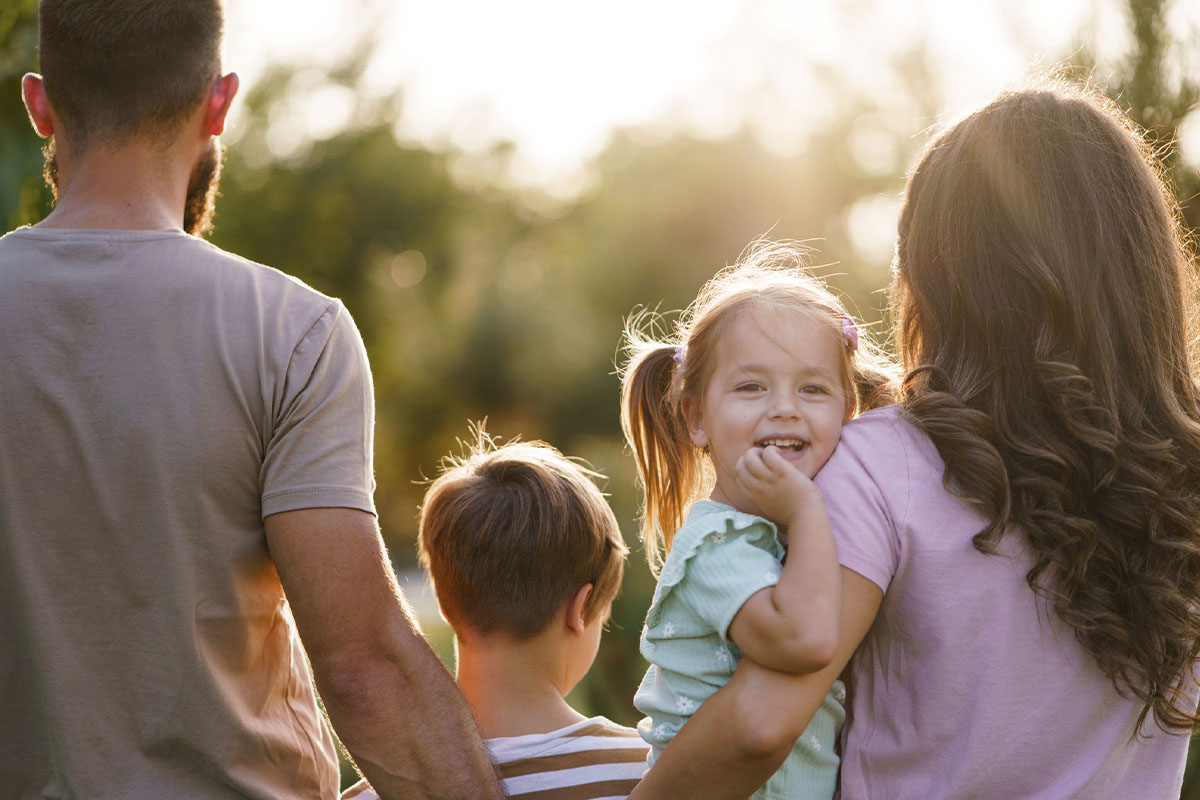 El cónyuge o los hijos, ¿quién es primero en la familia?